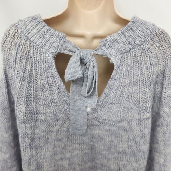Lauren Conrad LC Sweater Women's Size Large Gray Round Neck w/Key Hole Back Tie - Picture 8 of 10